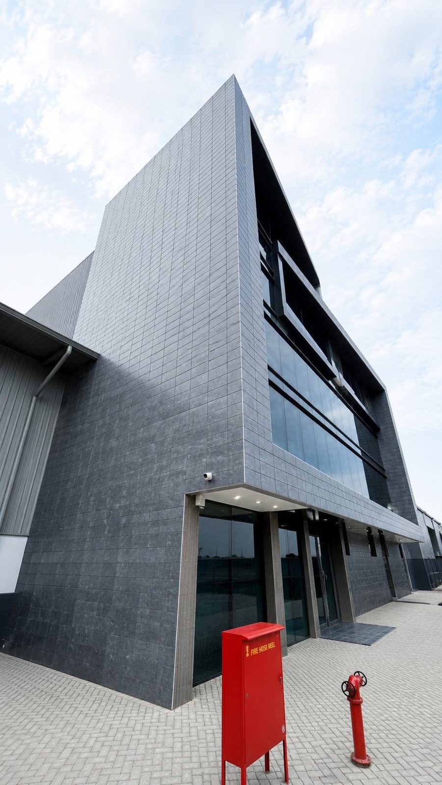Insignia HQ, Lagos, ventilated facade detail